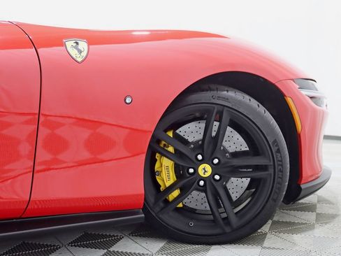 Used 2021 Ferrari Roma RWD image 14