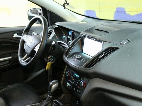 Used 2018 Ford Escape SEL w/ Canadian Touring Package image 10