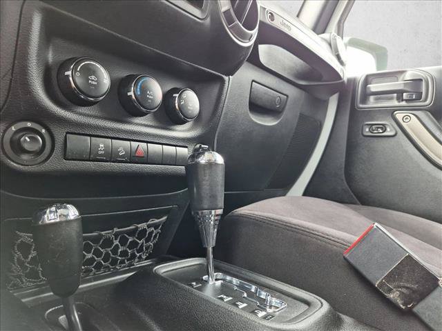 Used 2014 Jeep Wrangler Unlimited Sport w/ Quick Order Package 24S AWD/4WD image 12