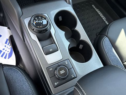 New 2026 Ford Bronco Sport Outer Banks w/ Sasquatch Outer Banks Package AWD/4WD image 24