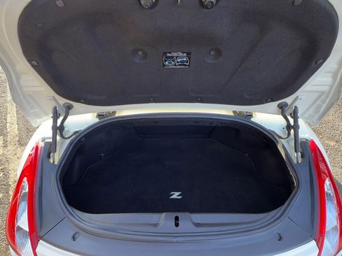 Used 2014 Nissan 370Z Touring image 33