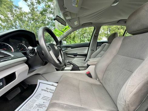 Used 2012 Honda Accord LX image 9