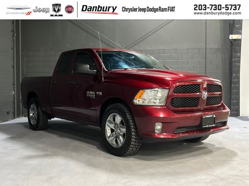 Used 2019 RAM 1500 Express w/ Express Value Package AWD/4WD image 1