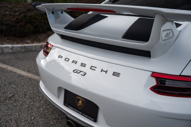 Used 2018 Porsche 911 GT3 RWD image 32