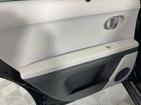 Used 2024 Hyundai Ioniq 5 Limited image 29