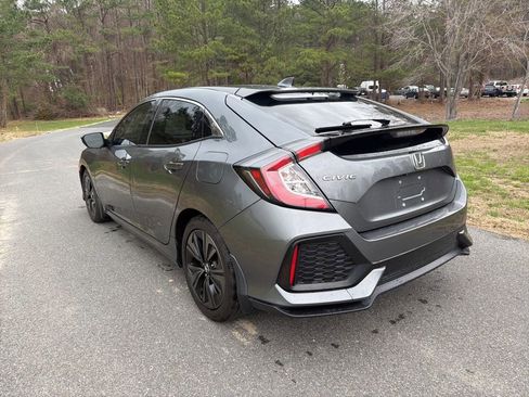 Used 2018 Honda Civic EX image 7