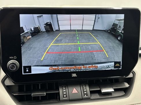 Used 2023 Toyota RAV4 XLE Premium image 26