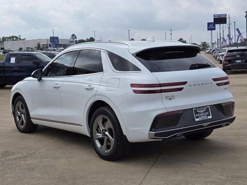 New 2026 Genesis GV70 2.5T AWD/4WD image 3