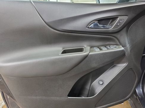 Used 2022 Chevrolet Equinox LT image 30