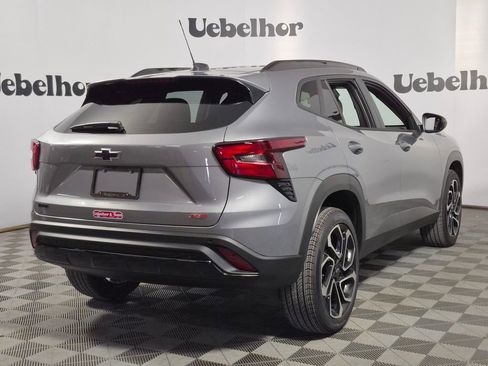 New 2026 Chevrolet Trax RS FWD image 7