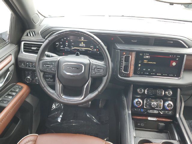 Certified 2023 GMC Yukon XL Denali Ultimate AWD/4WD image 18