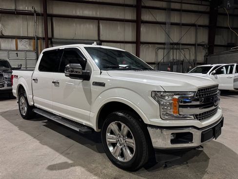 Used 2018 Ford F150 Lariat image 2