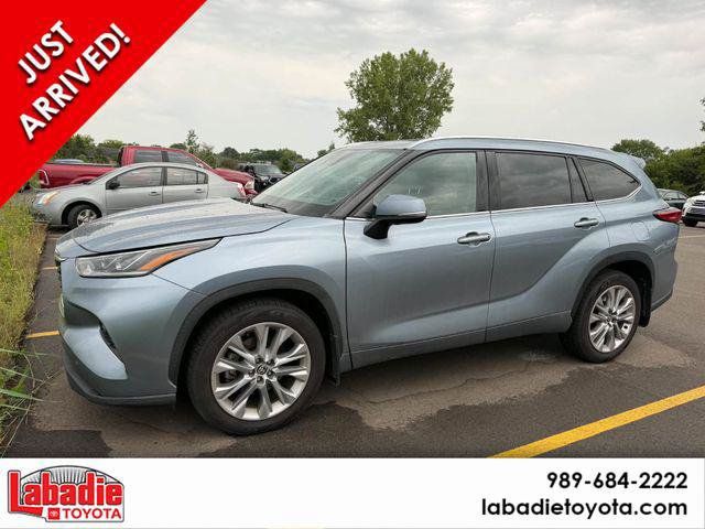 Certified 2020 Toyota Highlander Limited AWD/4WD image 1
