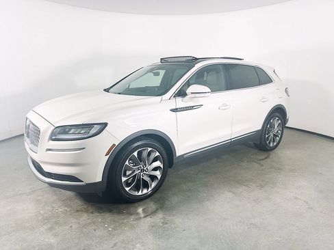 Used 2021 Lincoln Nautilus Reserve FWD image 1