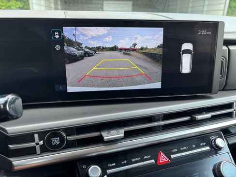 Used 2026 Hyundai Santa Fe SEL FWD image 16