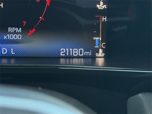 Used 2023 Chevrolet Colorado Z71 w/ Z71 Convenience Package 2 image 21