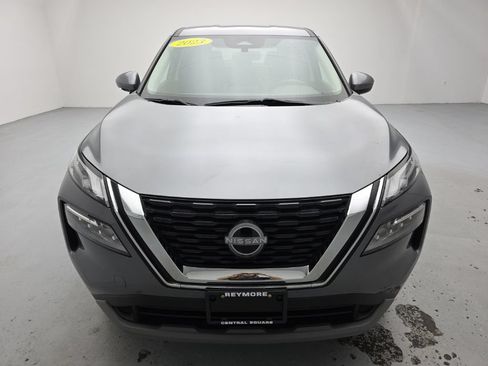 Used 2023 Nissan Rogue SV AWD/4WD image 4