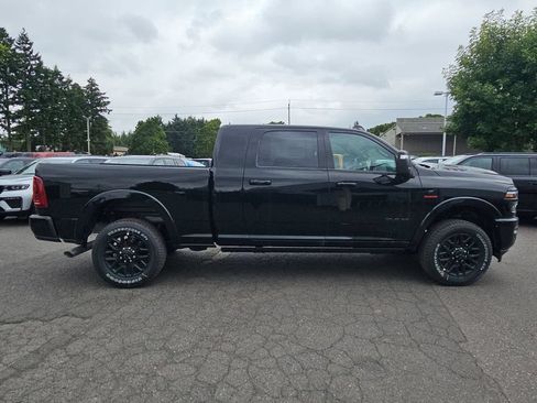 New 2026 RAM 2500 Limited AWD/4WD image 8