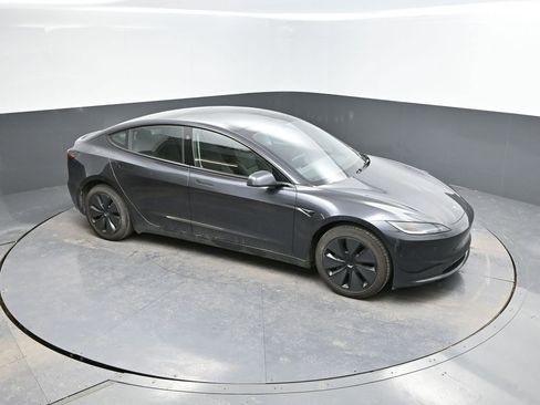 Used 2025 Tesla Model 3 Long Range image 20