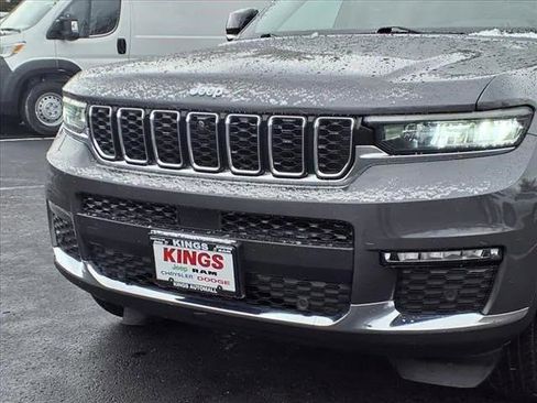 Certified 2022 Jeep Grand Cherokee L Limited w/ Luxury Tech Group II image 23
