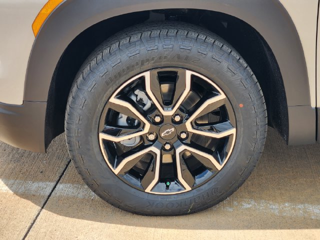 New 2026 Chevrolet TrailBlazer ACTIV w/ Convenience Package AWD/4WD image 10