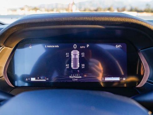 New 2025 Jeep Grand Cherokee Laredo X w/ Luxury Tech Group I image 24