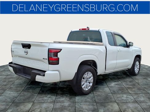 Used 2023 Nissan Frontier SV w/ Technology Package AWD/4WD image 3