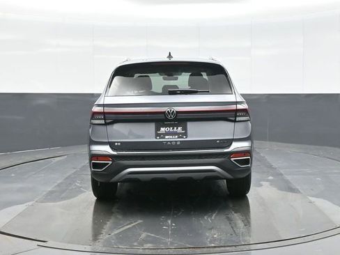 New 2026 Volkswagen Taos SE AWD/4WD image 6