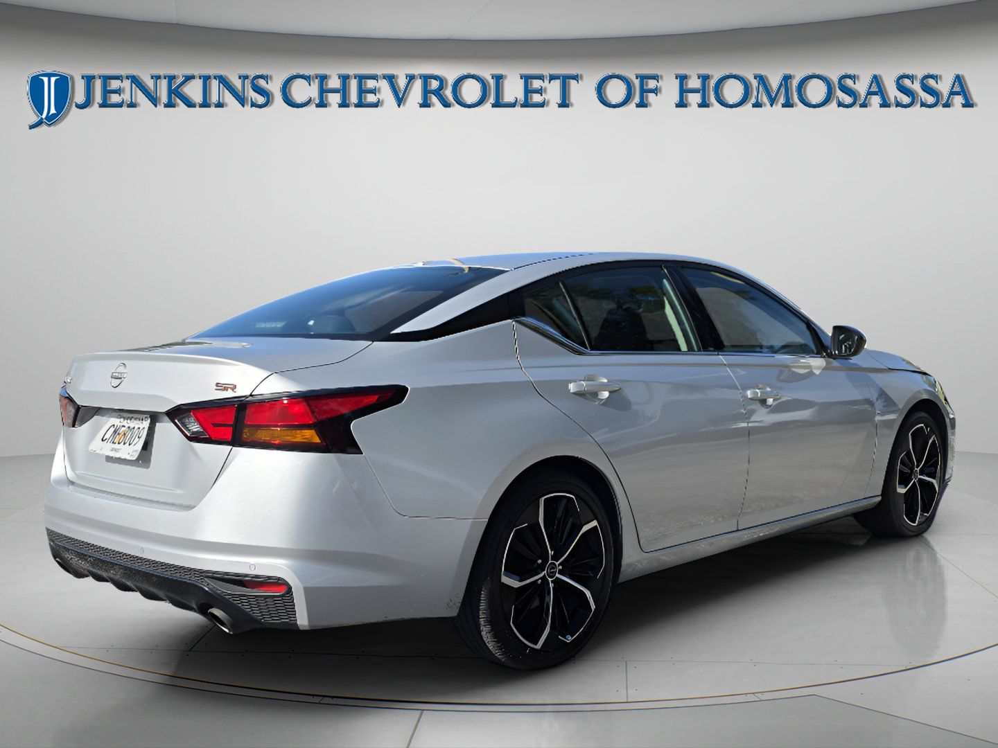 Used 2024 Nissan Altima 2.5 SR w/ SR Premium Package FWD image 5