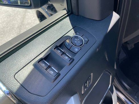 Used 2016 Ford F150 Lariat AWD/4WD image 21