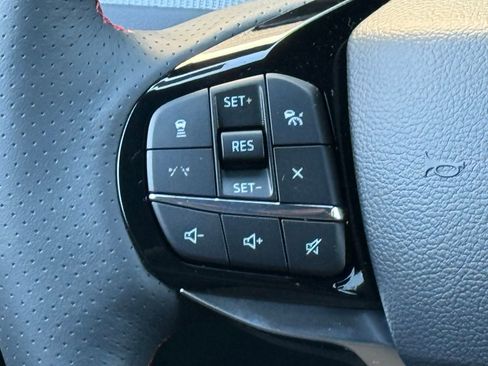 New 2026 Ford Explorer ST-Line AWD/4WD image 32