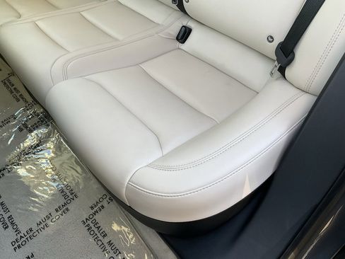 Used 2019 Tesla Model S Long Range image 29