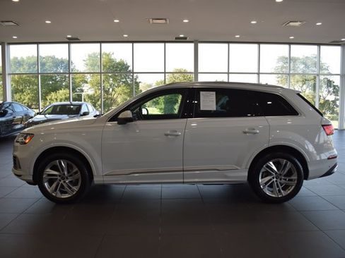 Used 2023 Audi Q7 3.0T Premium Plus AWD/4WD image 4