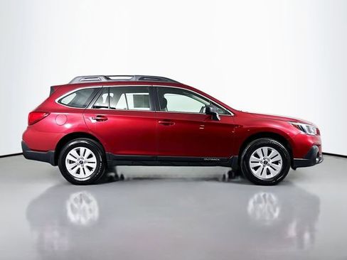 Used 2019 Subaru Outback 2.5i image 8