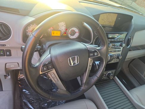 Used 2012 Honda Pilot Touring image 16