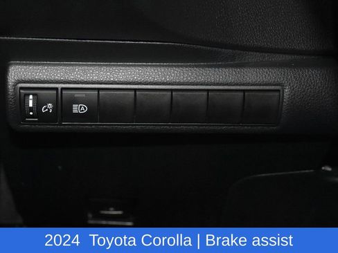 Used 2024 Toyota Corolla LE image 9