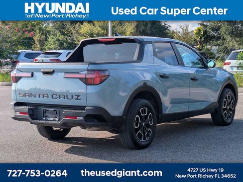 Certified 2023 Hyundai Santa Cruz SE AWD/4WD image 5