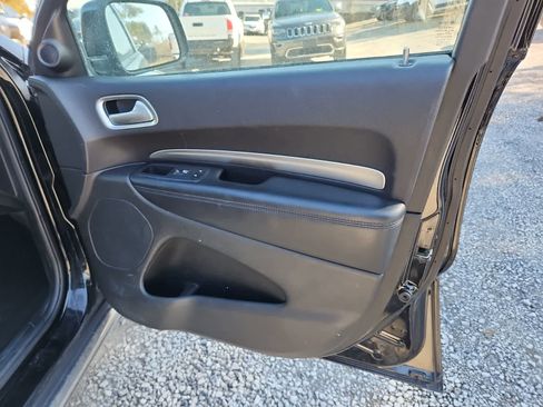 Certified 2019 Dodge Durango SXT image 22