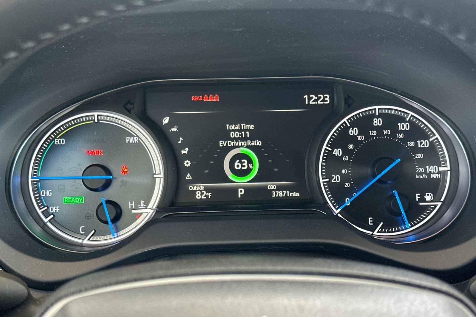 Certified 2024 Toyota Venza LE AWD/4WD image 30