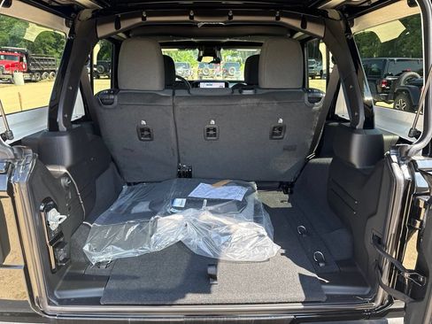 New 2026 Jeep Wrangler Unlimited Sport AWD/4WD image 21