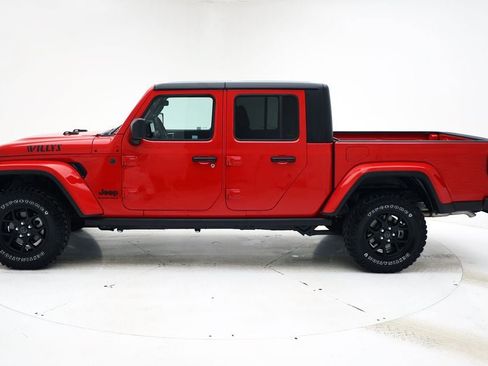 Used 2025 Jeep Gladiator Willys image 6