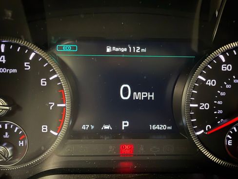 Used 2022 Kia Telluride SX w/ Towing Package image 16