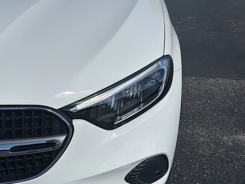 Used 2025 Mercedes-Benz GLC 350e image 42