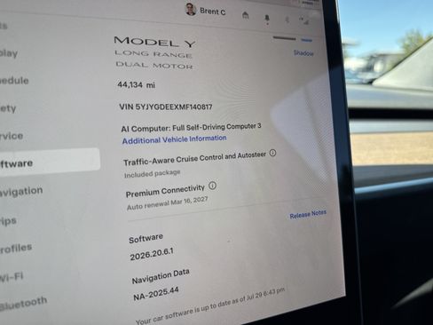 Used 2021 Tesla Model Y Long Range AWD/4WD image 16