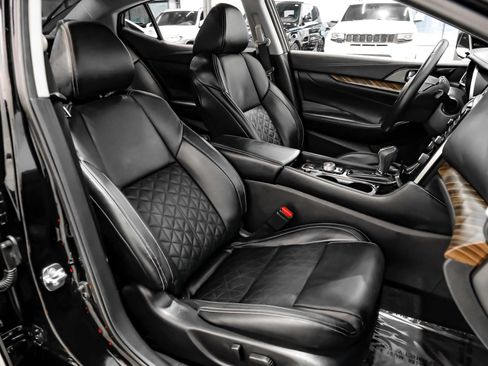 Used 2017 Nissan Maxima Platinum FWD image 49