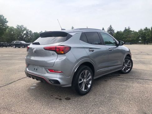 Used 2023 Buick Encore GX Select w/ Sport Touring Package FWD image 3