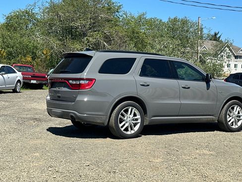 Used 2025 Dodge Durango R/T AWD/4WD image 5