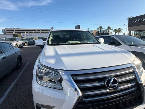 Used 2017 Lexus GX 460 AWD/4WD image 6