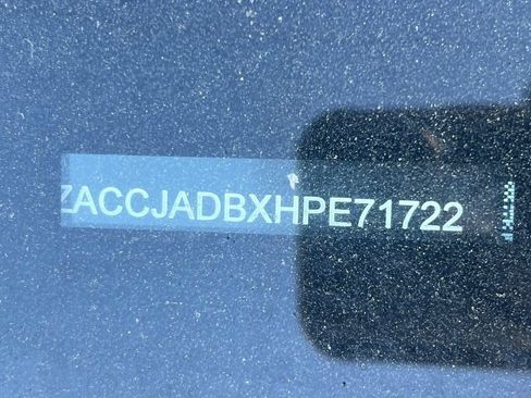 Used 2017 Jeep Renegade Limited FWD image 3