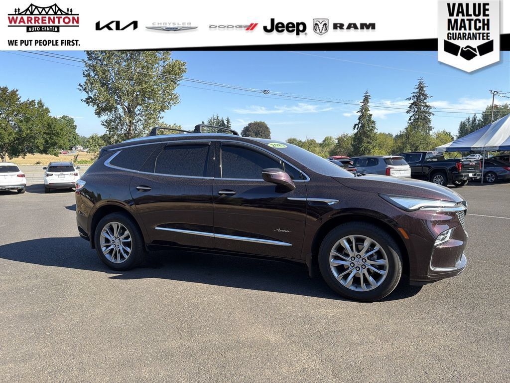 Used 2023 Buick Enclave Avenir w/ Avenir Technology Package AWD/4WD image 9